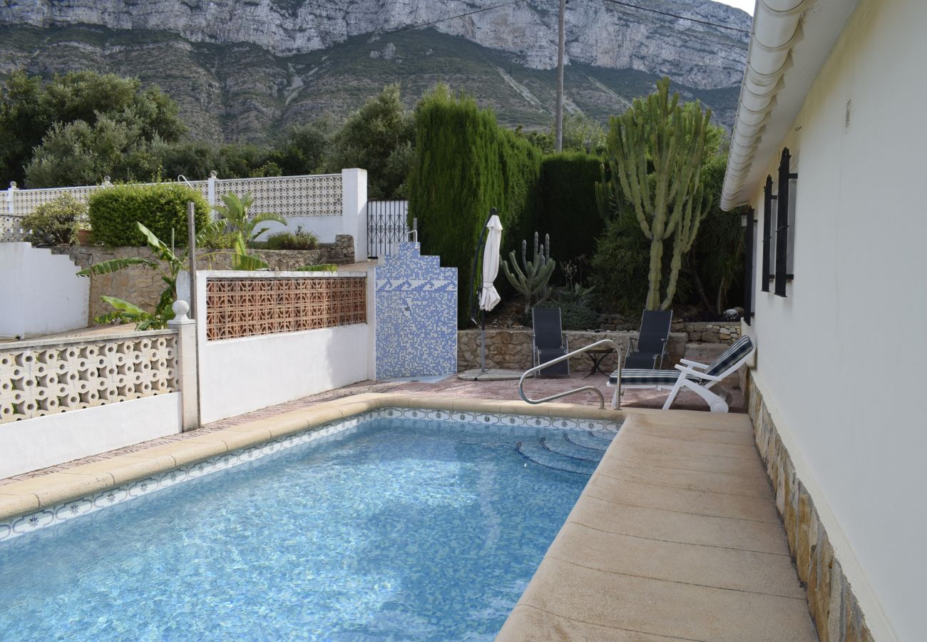 Villa en Denia - Anacasa Villa con piscina Montgo Denia CH3215