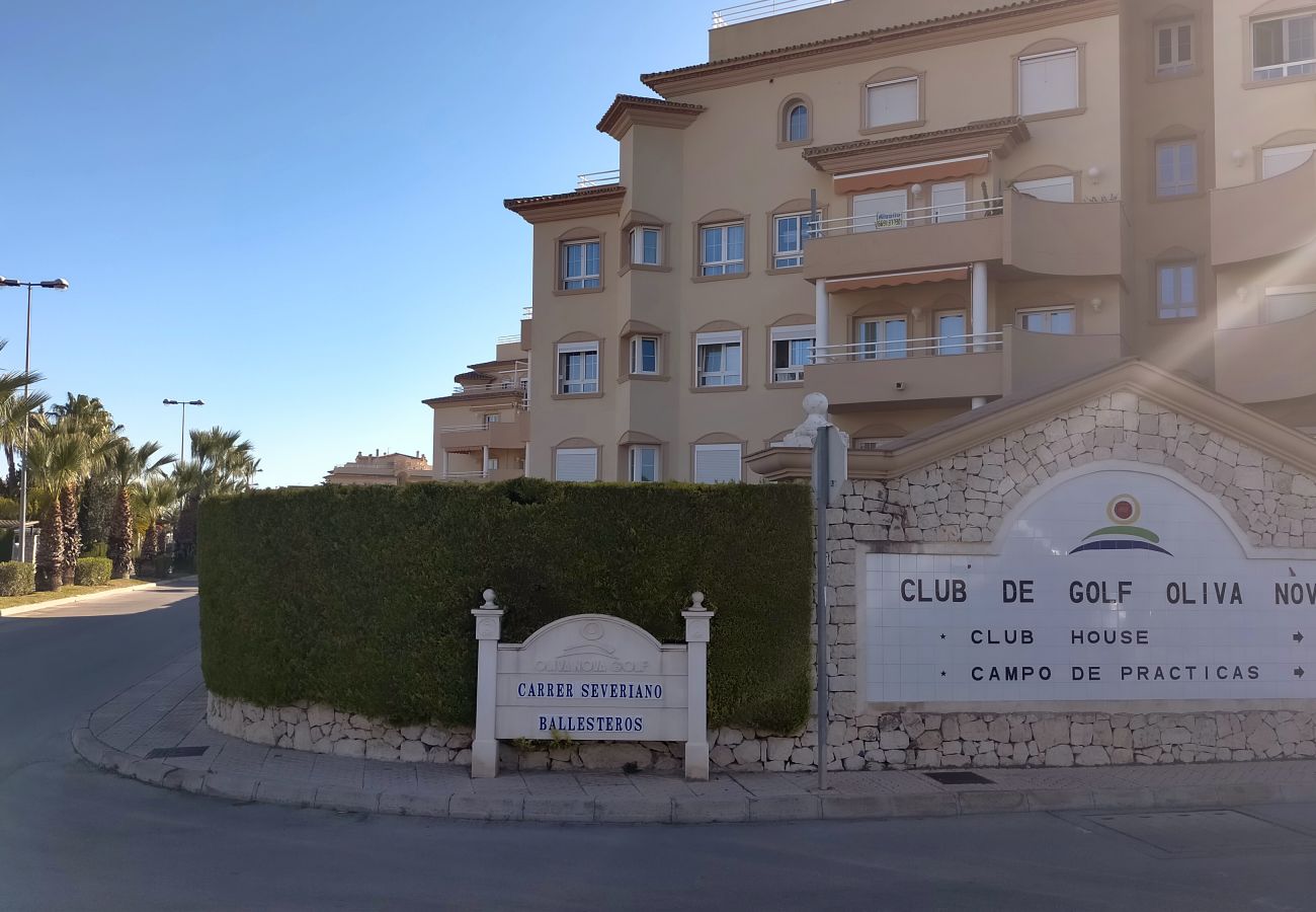 Appartement à Oliva - Anacasa Atico MET Oliva Nova Golf AT1403